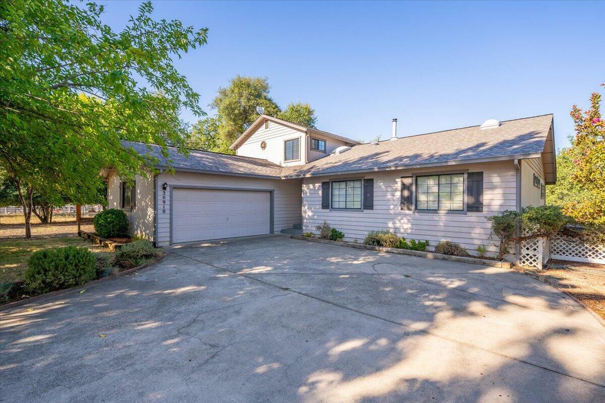 20910 Yogi Bear Lane  Redding CA 96003 photo