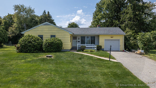 Property Photo: 20 Macbean Drive CT 06812