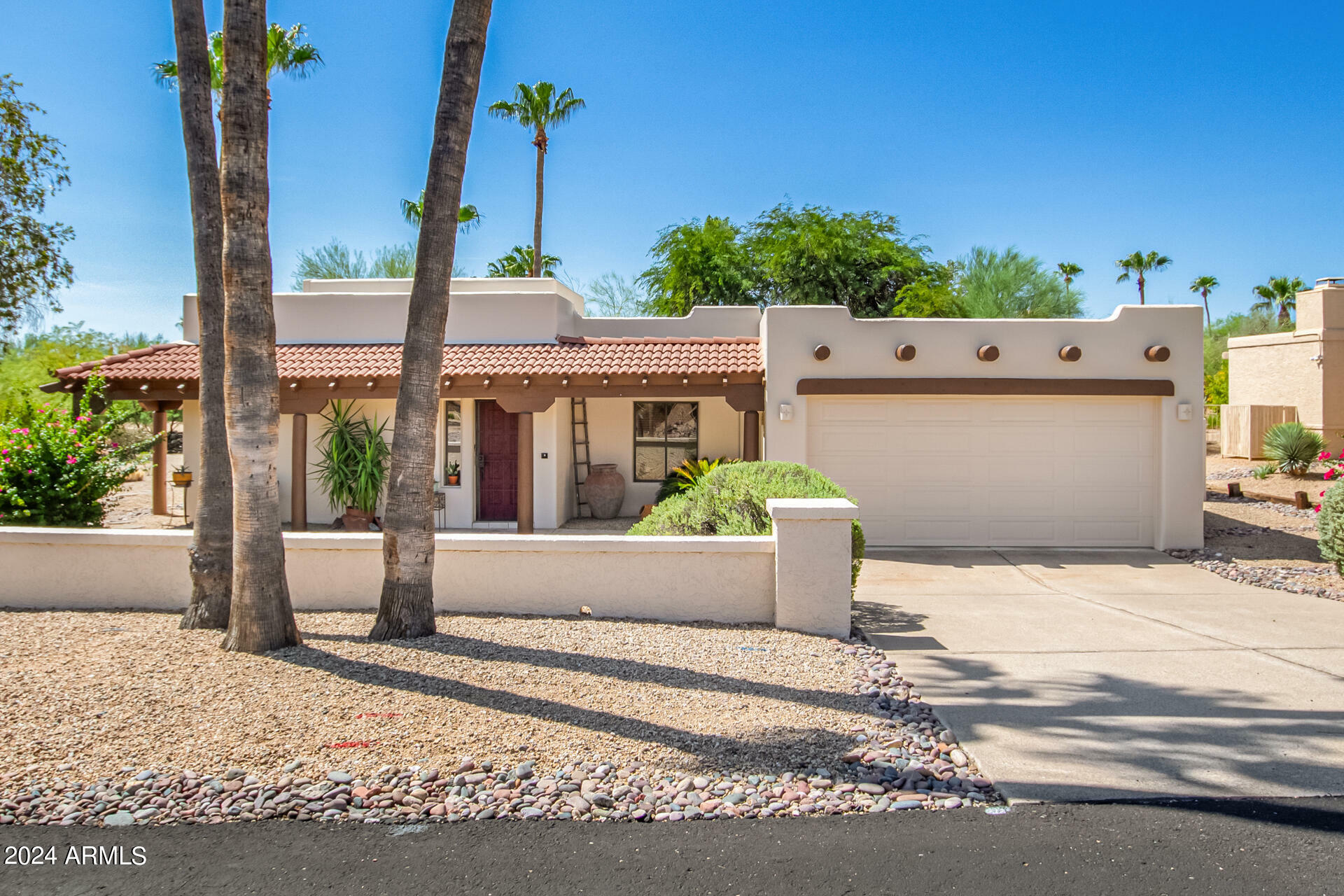 Property Photo:  18501 E Avenida Del Ray --  AZ 85263 