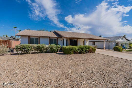 Property Photo:  10450 W Echo Lane  AZ 85345 