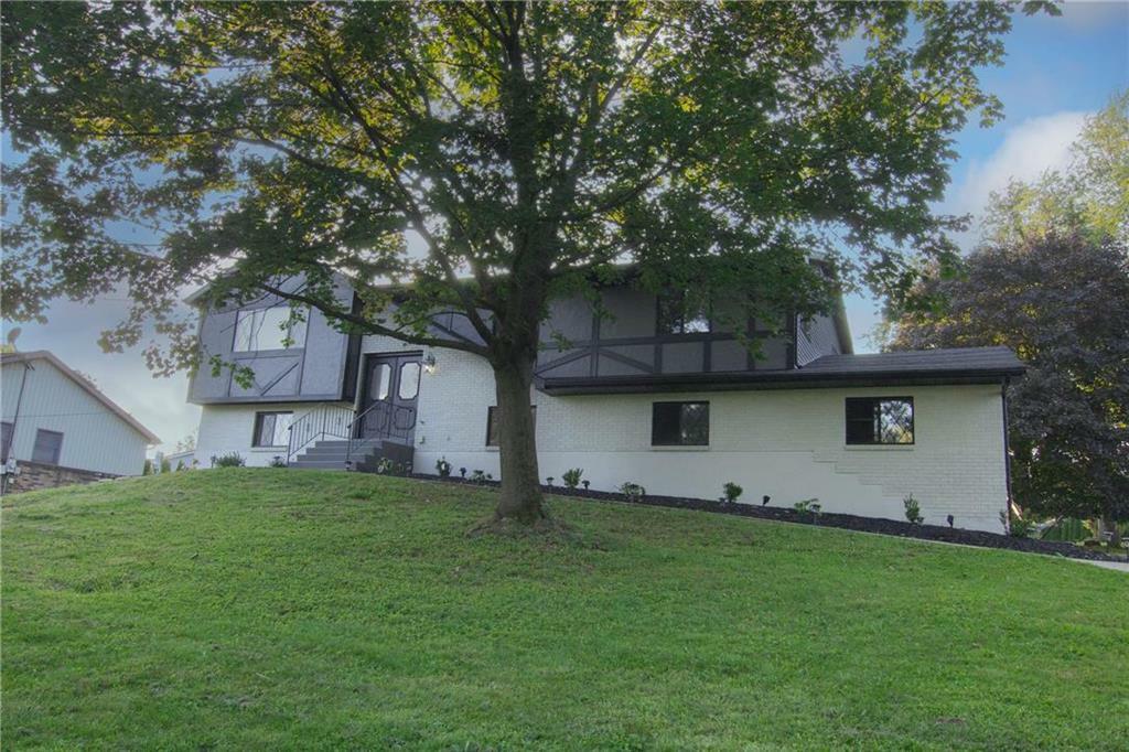 Property Photo:  617 Haymont Street  PA 18045 