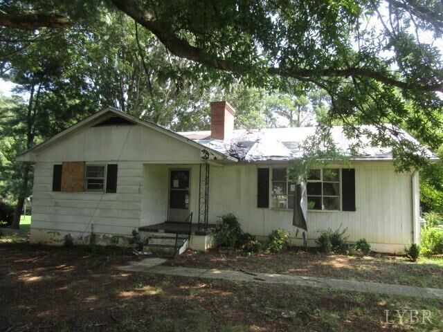 Property Photo:  707 Milnwood Road  VA 23901 