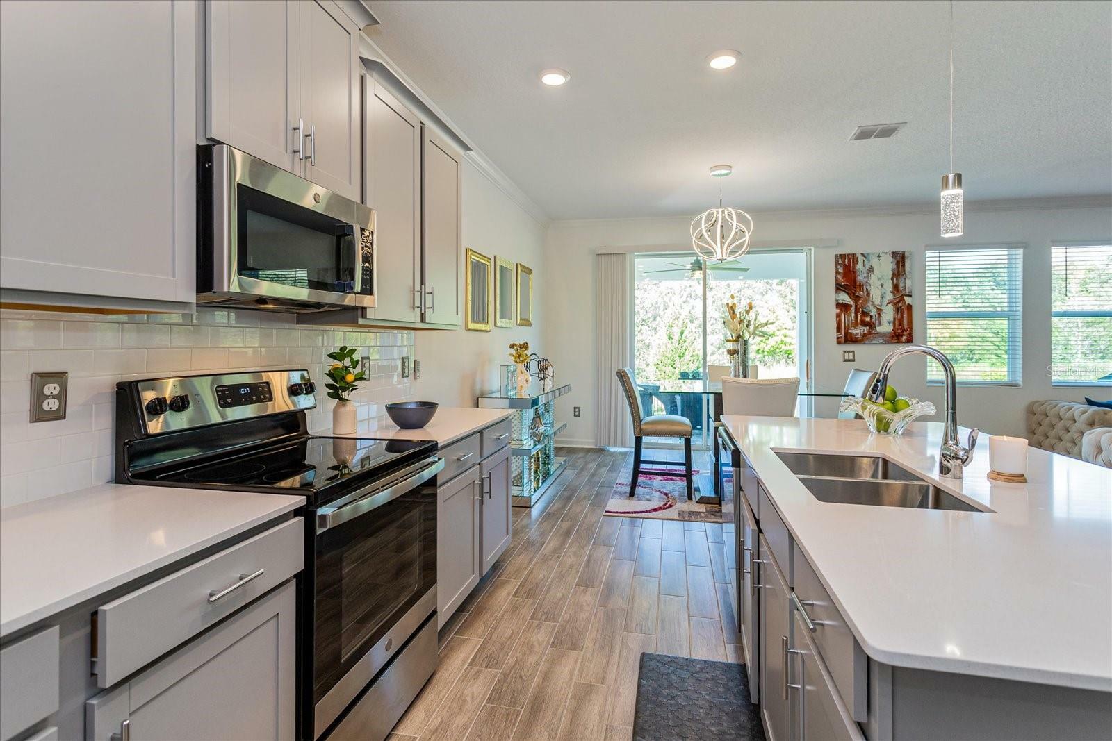 Property Photo: 1912 Perch Hammock Loop FL 34736