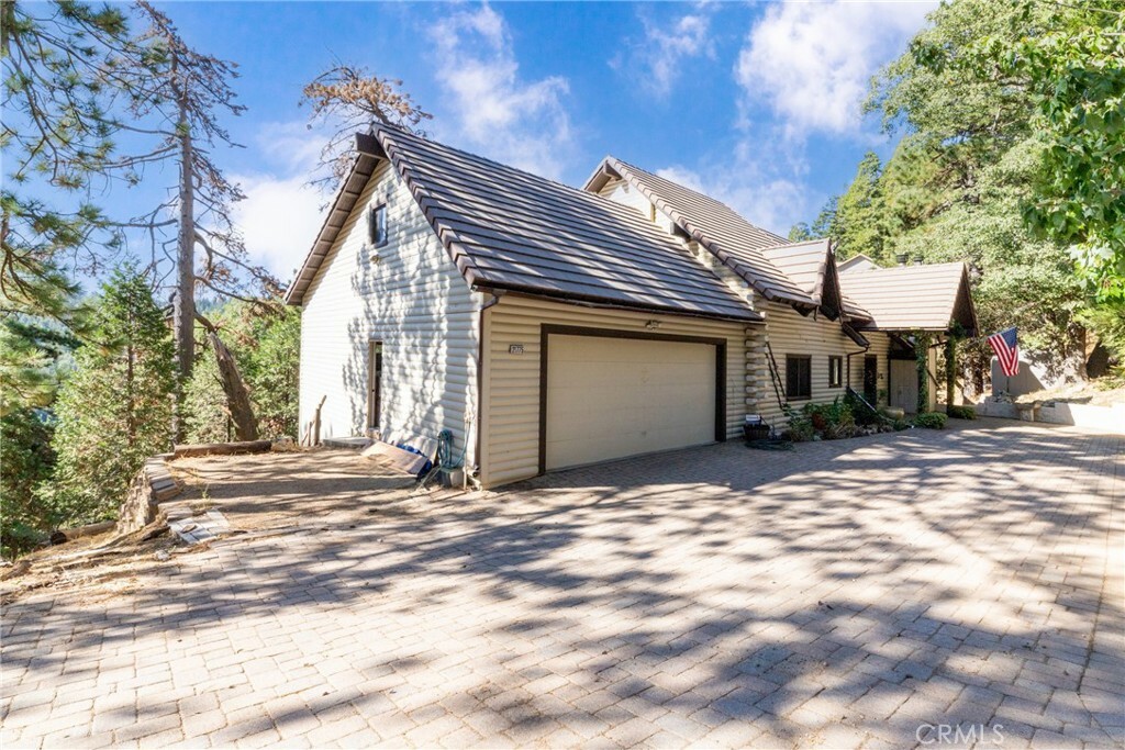 21775 Vista Road  Cedarpines Park CA 92322 photo