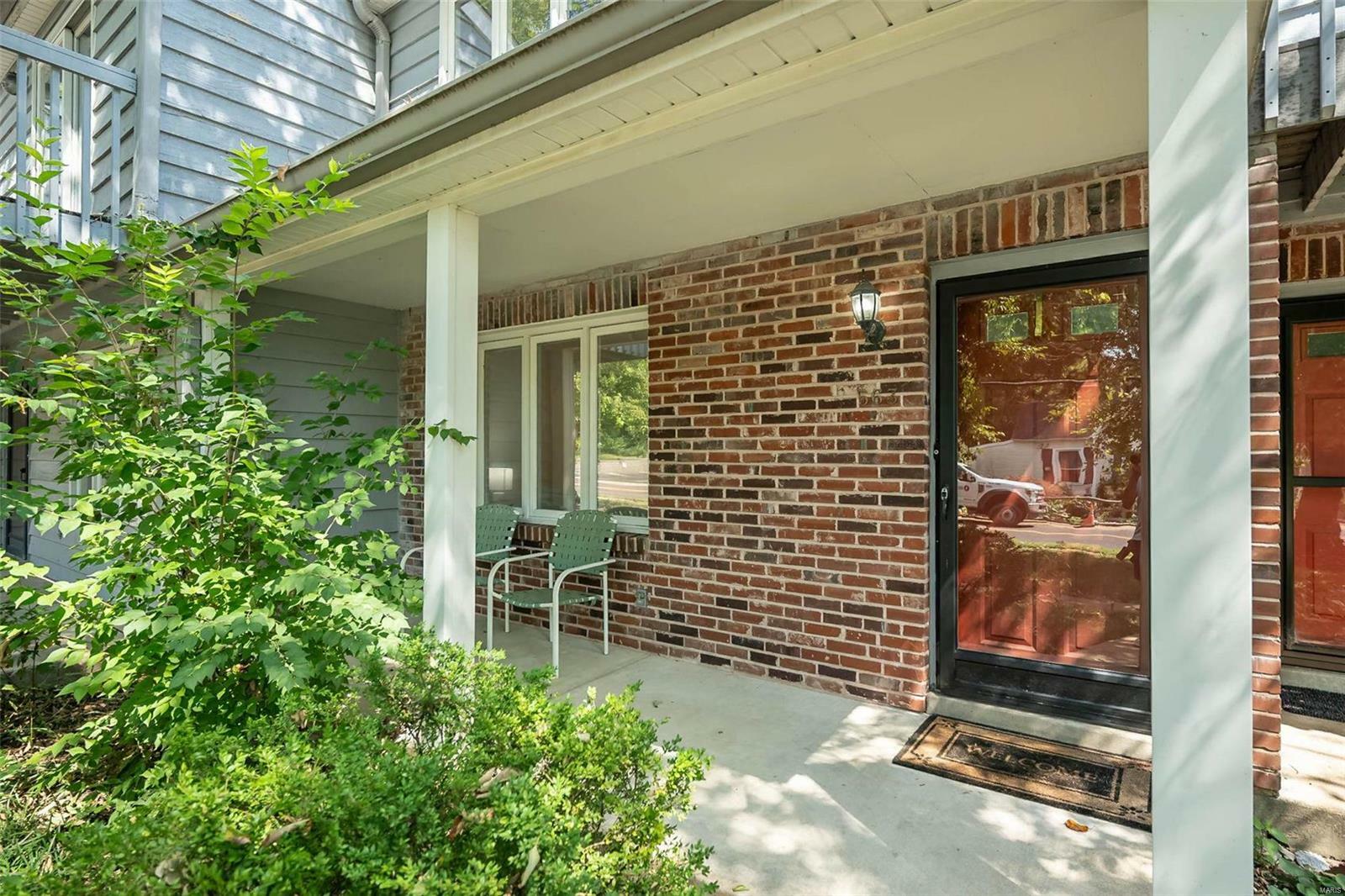 Property Photo:  563 W Kirkham Avenue  MO 63119 