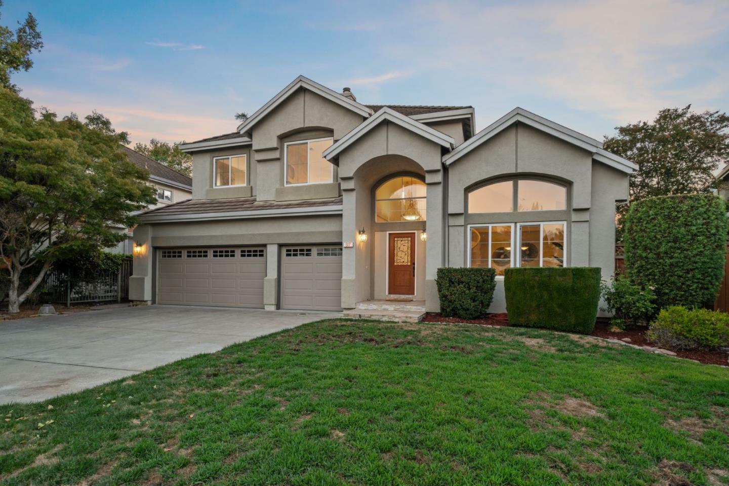 Property Photo:  517 De Carli Court  CA 95008 