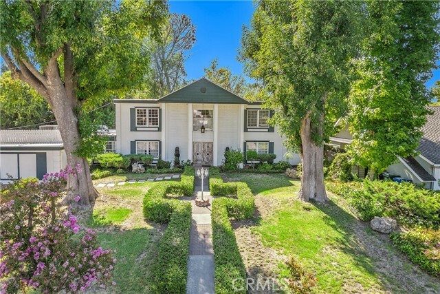 Property Photo:  4917 Kelvin Avenue  CA 91364 