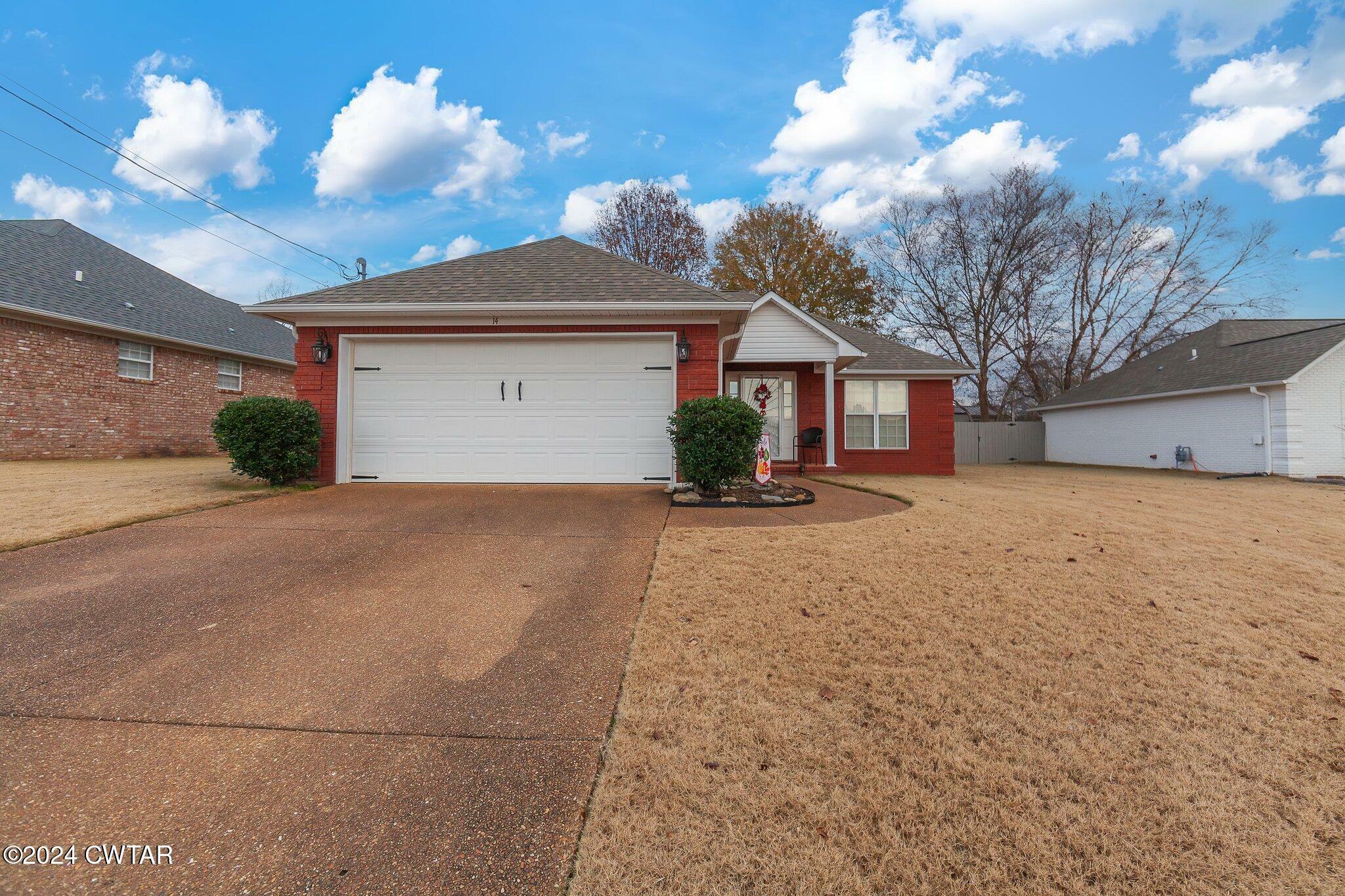 Property Photo:  14 Battery Cove  TN 38305 