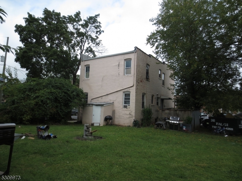 Property Photo:  605 N Avenue Ext 4  NJ 08812 