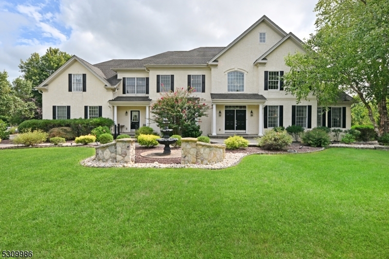Property Photo: 5 Dutchess Dr NJ 08501