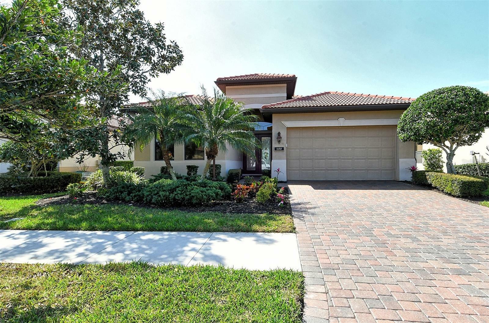 Property Photo:  1130 Cielo Court  FL 34275 