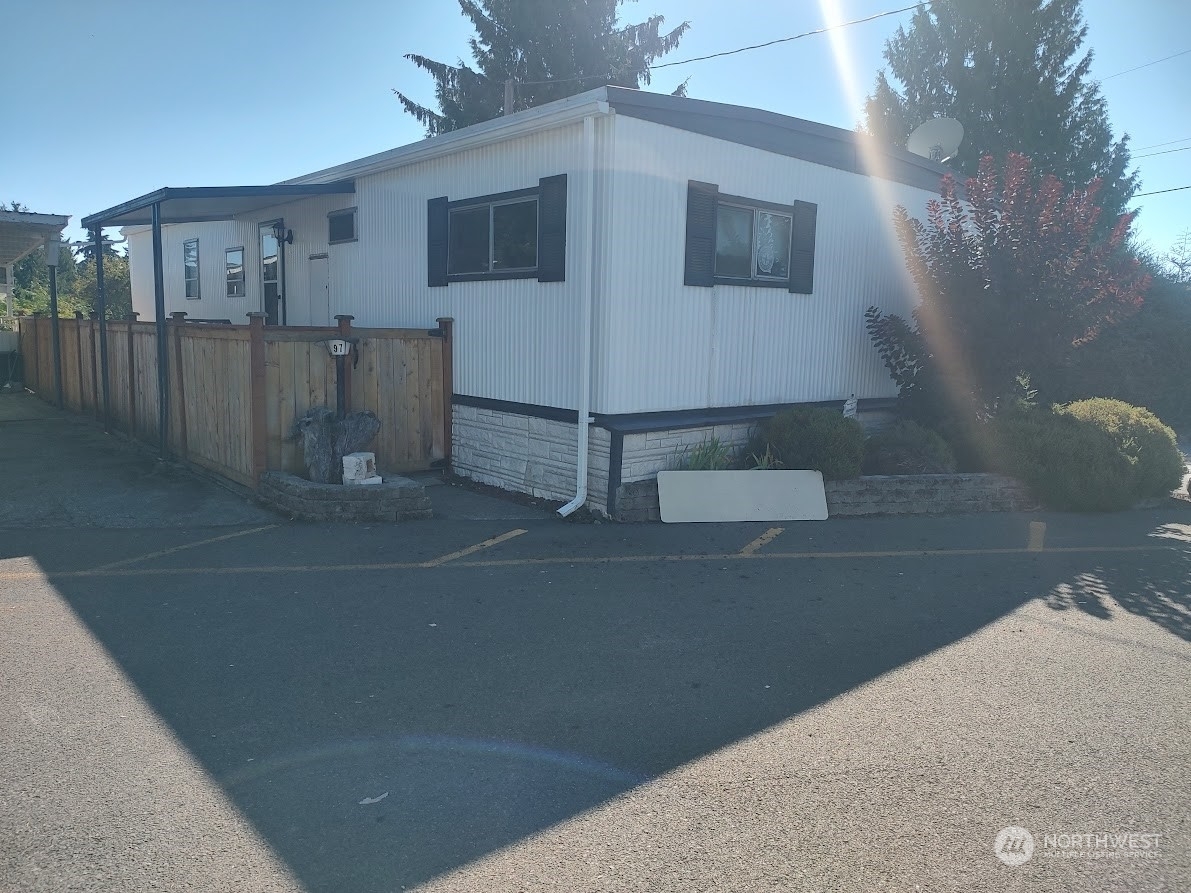 Property Photo:  14322 Admiralty Way 97  WA 98087 