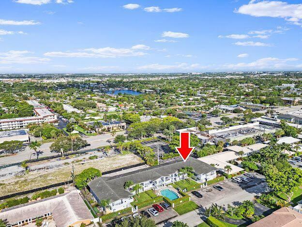 Property Photo:  4001 NE 21 St Avenue 107  FL 33308 