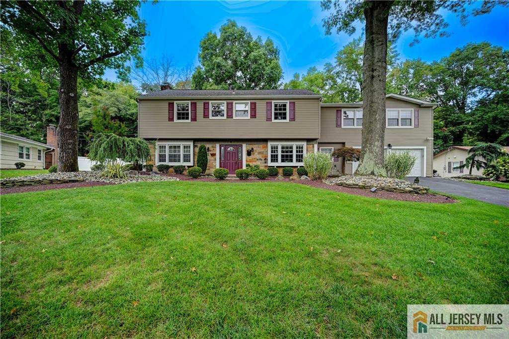 Property Photo:  8 Dogwood Circle  NJ 07747 