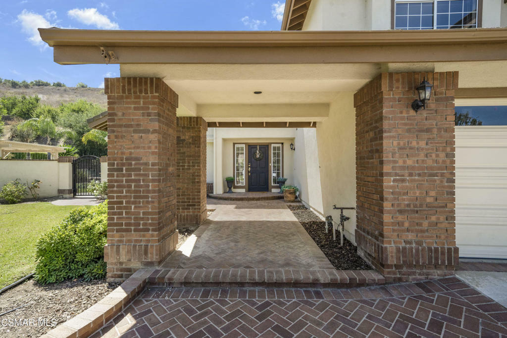 Property Photo:  1010 Lynnmere Drive  CA 91360 