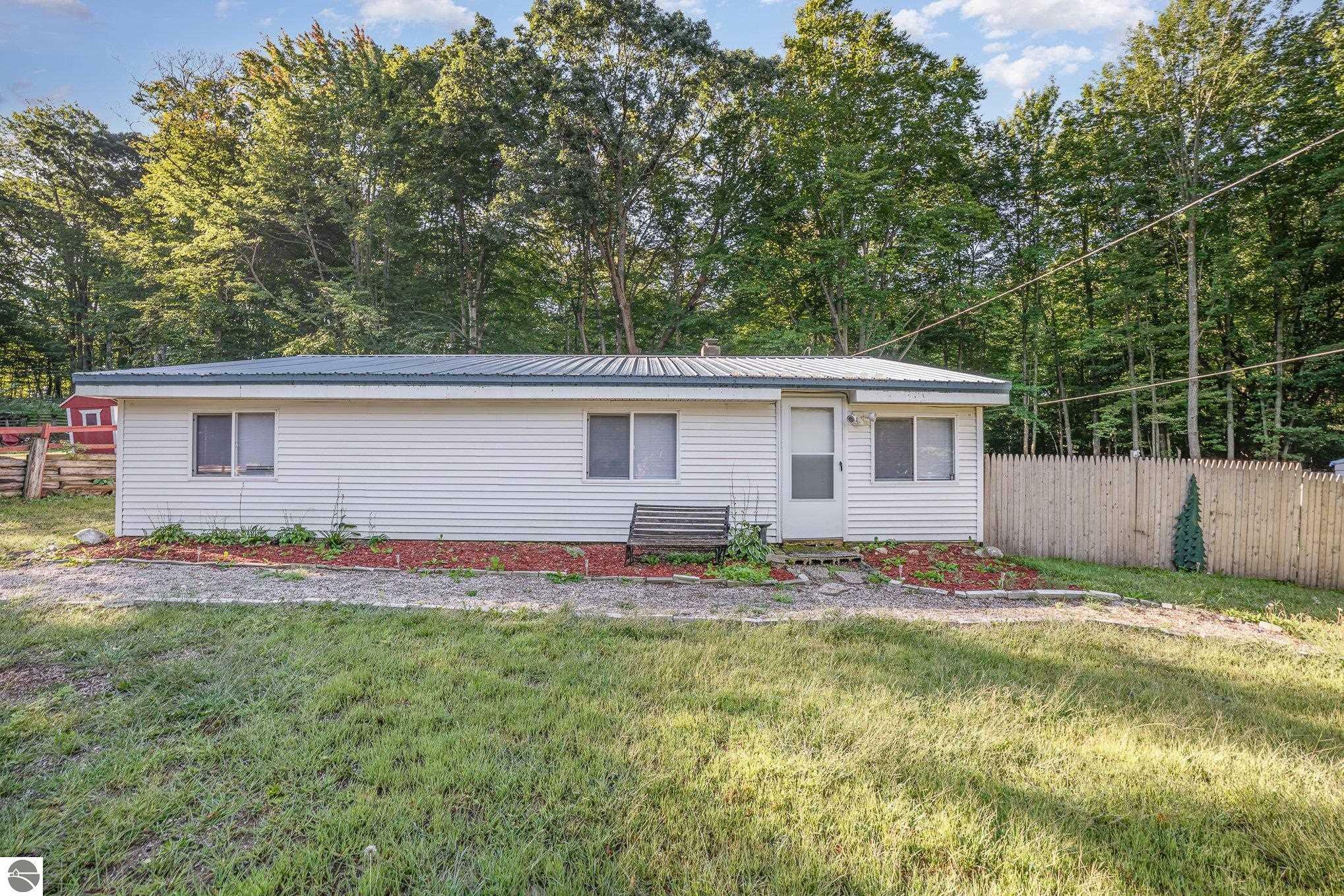 Property Photo:  5891 Woodland Drive 5901 Woodland Dr  MI 48632 