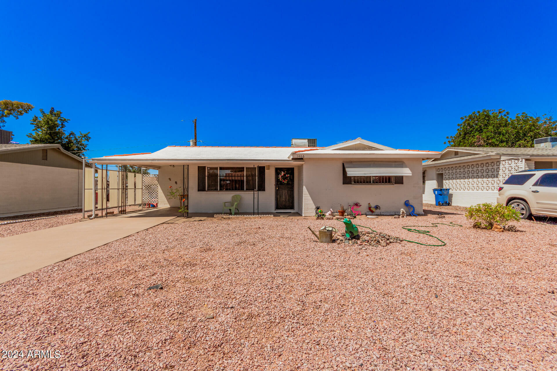 Property Photo:  1466 S Grand Drive  AZ 85120 