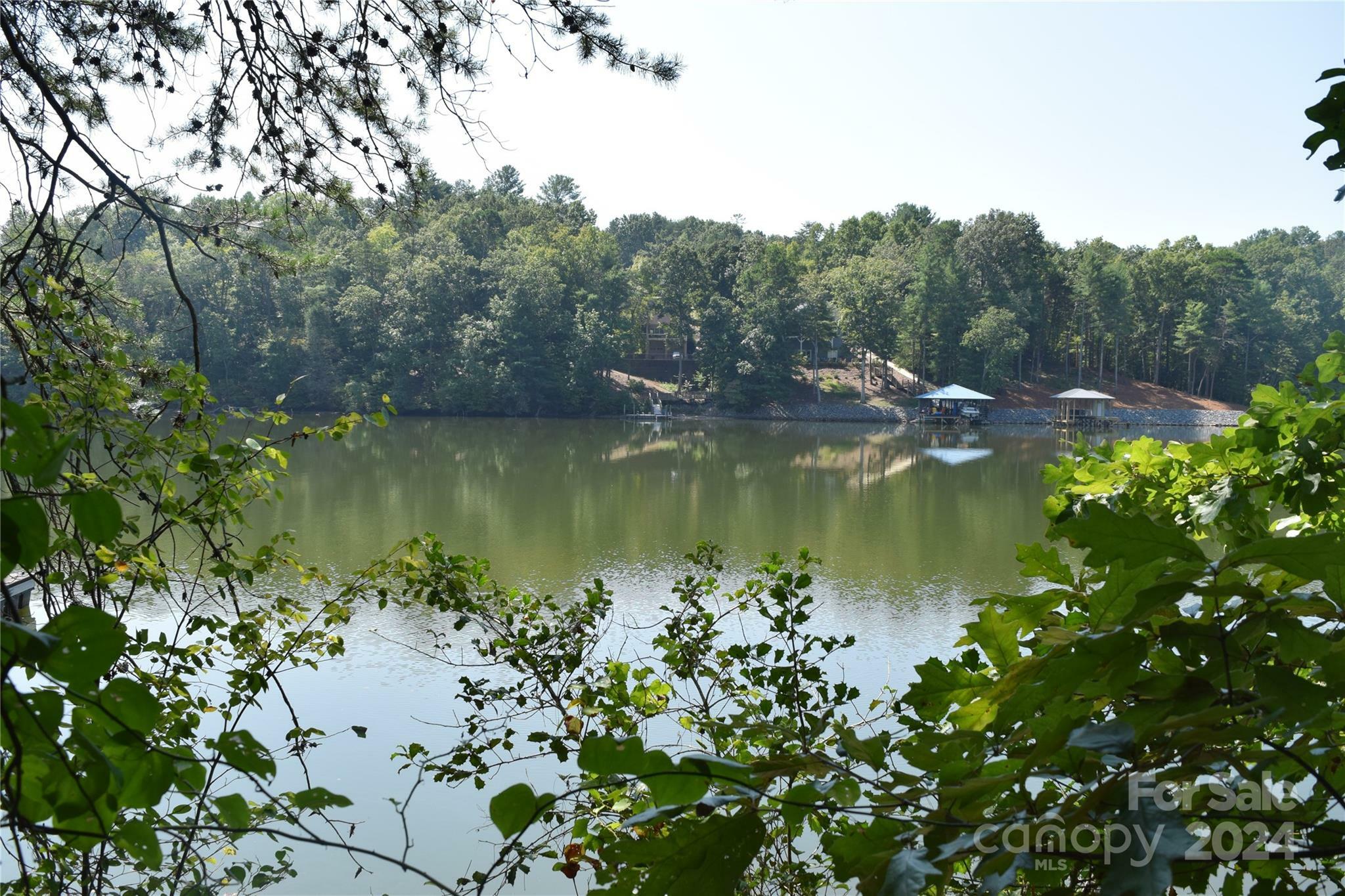 Property Photo:  5070 E Harbor View Drive  NC 28630 