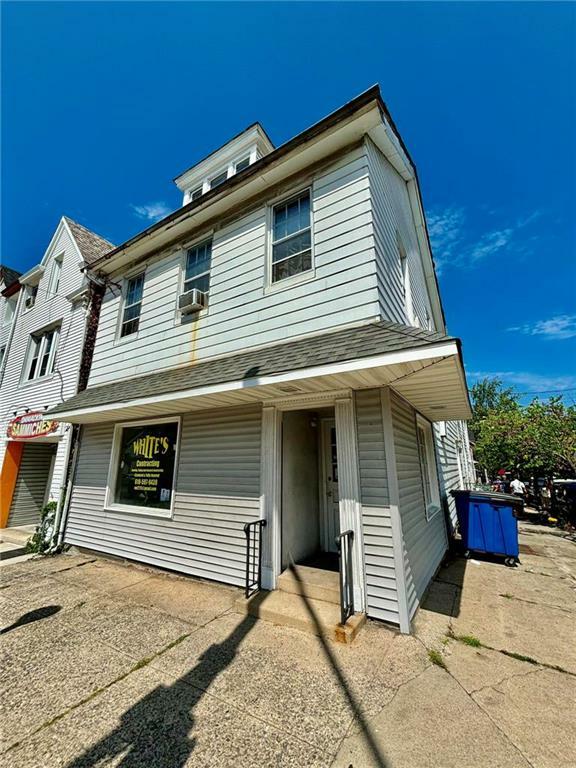 Property Photo:  402 West Broad Street  PA 18018 