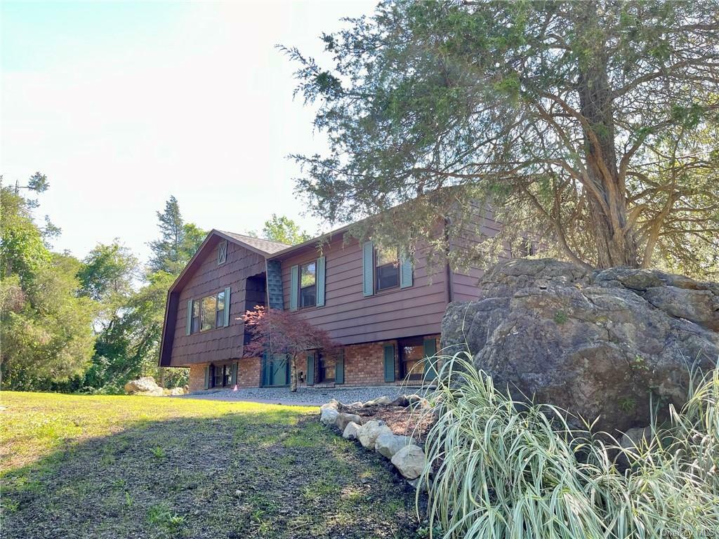 Property Photo:  47 Onderdonk Road  NY 10990 