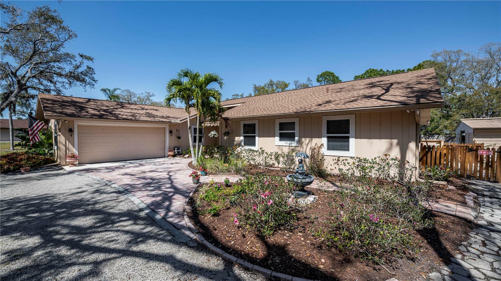 Property Photo:  2521 Northway Drive  FL 34292 