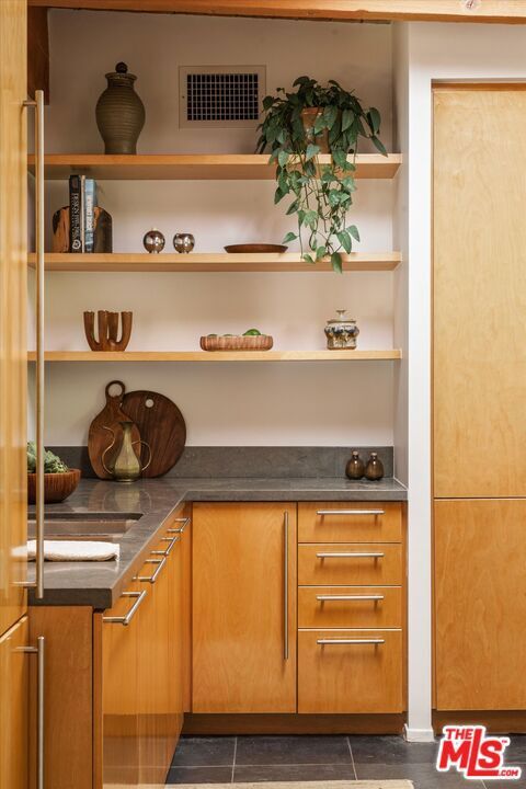 Property Photo: 7456 Woodrow Wilson Drive CA 90046