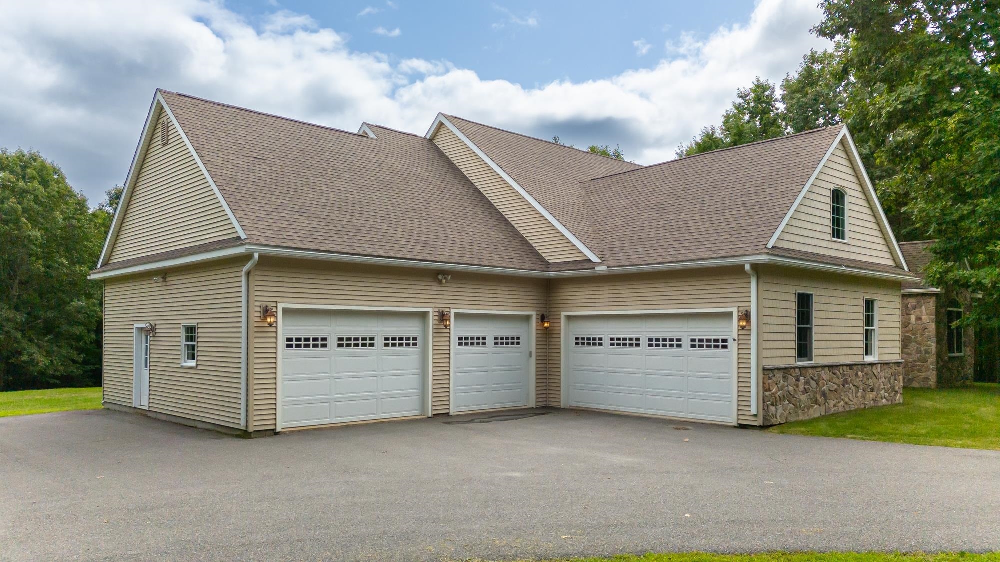 Property Photo: 192 Addison Road NH 03045