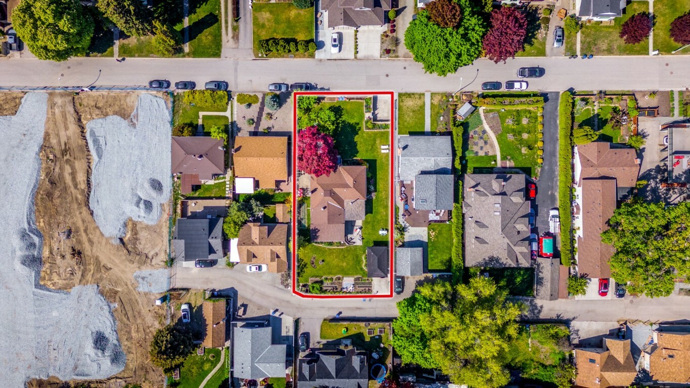 Photo de la propriété:  607 Glenwood Avenue  BC V1Y 5M2 