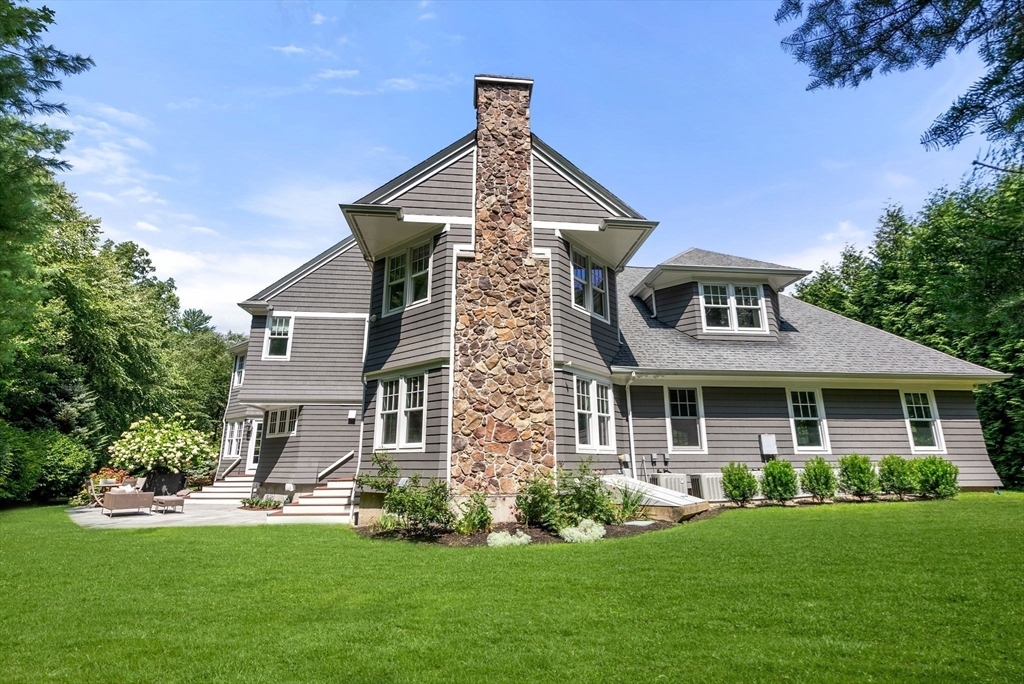 Property Photo: 5 Beard Way MA 02482
