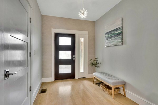 Property Photo:  32 Maple Avenue 2  MA 02458 