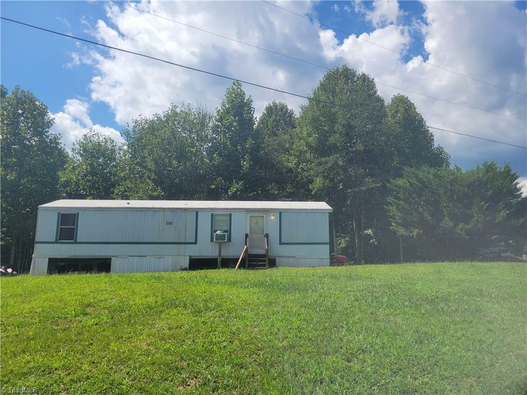 Property Photo:  1335 Shew Ridge Mission Road  NC 28697 