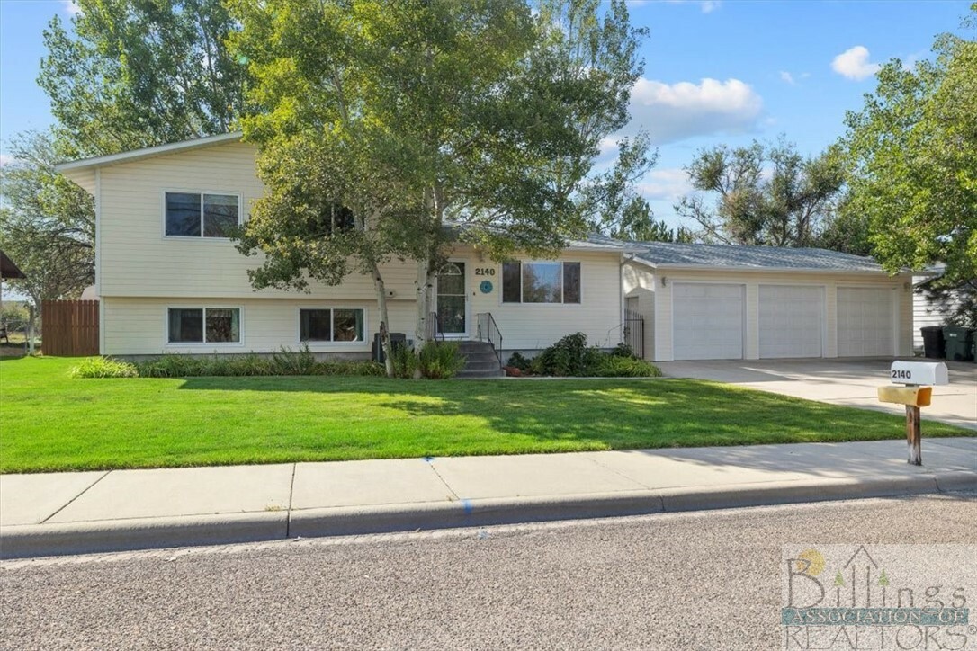 Property Photo:  2140 Lake Elmo Drive  MT 59105 