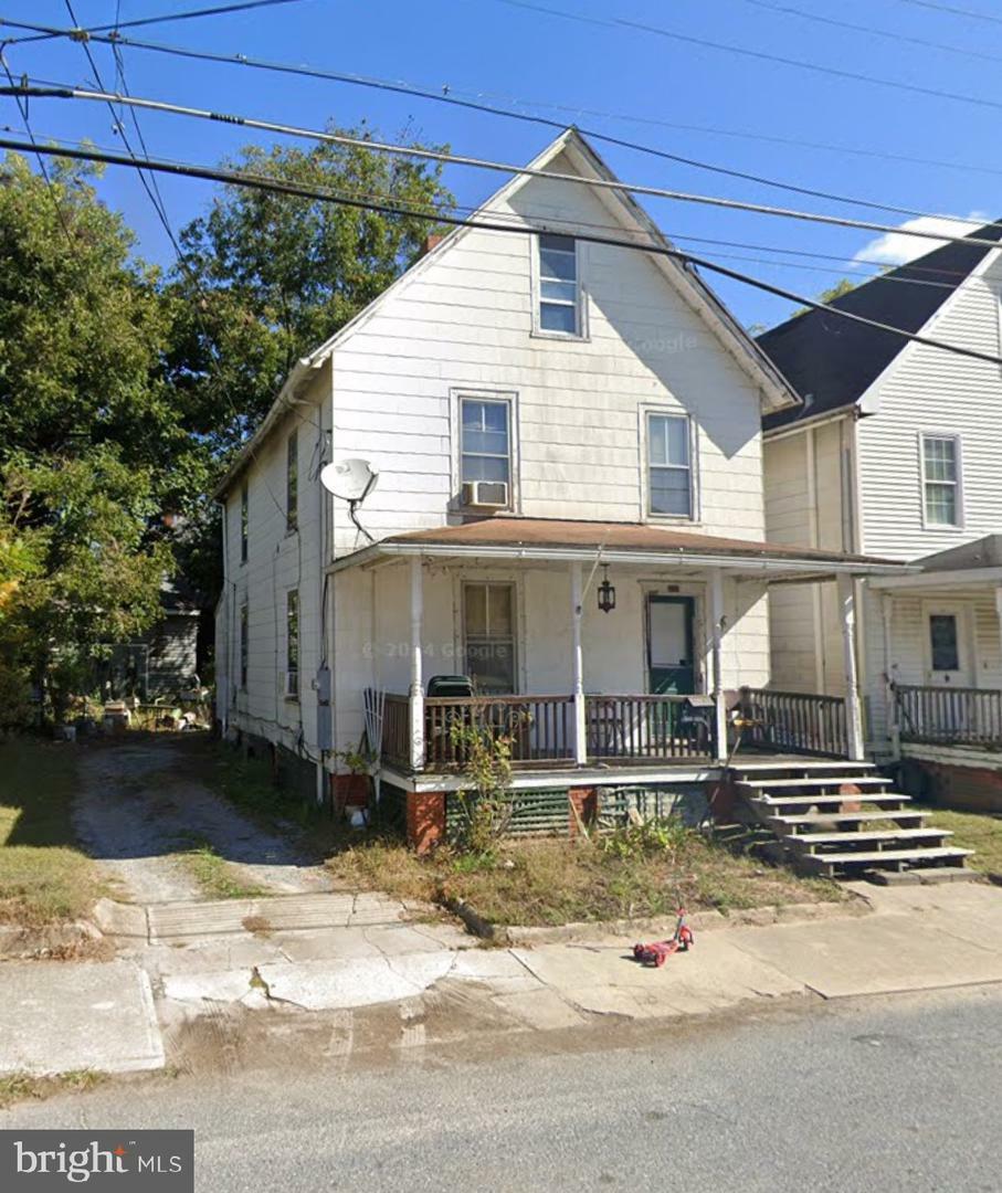 Property Photo:  211 Cedar Street  MD 21851 