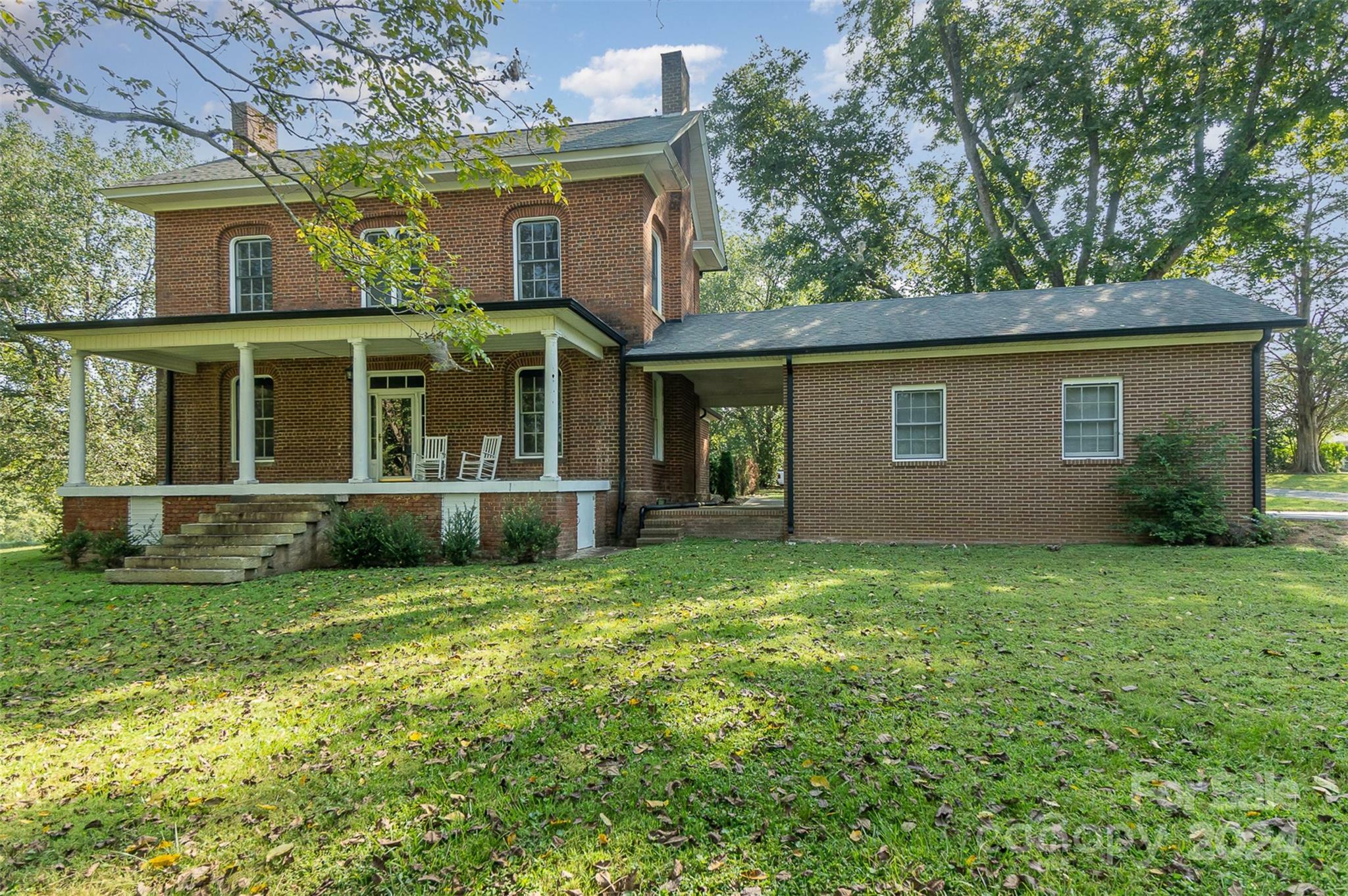 Property Photo:  700 Brafford Drive  NC 28025 