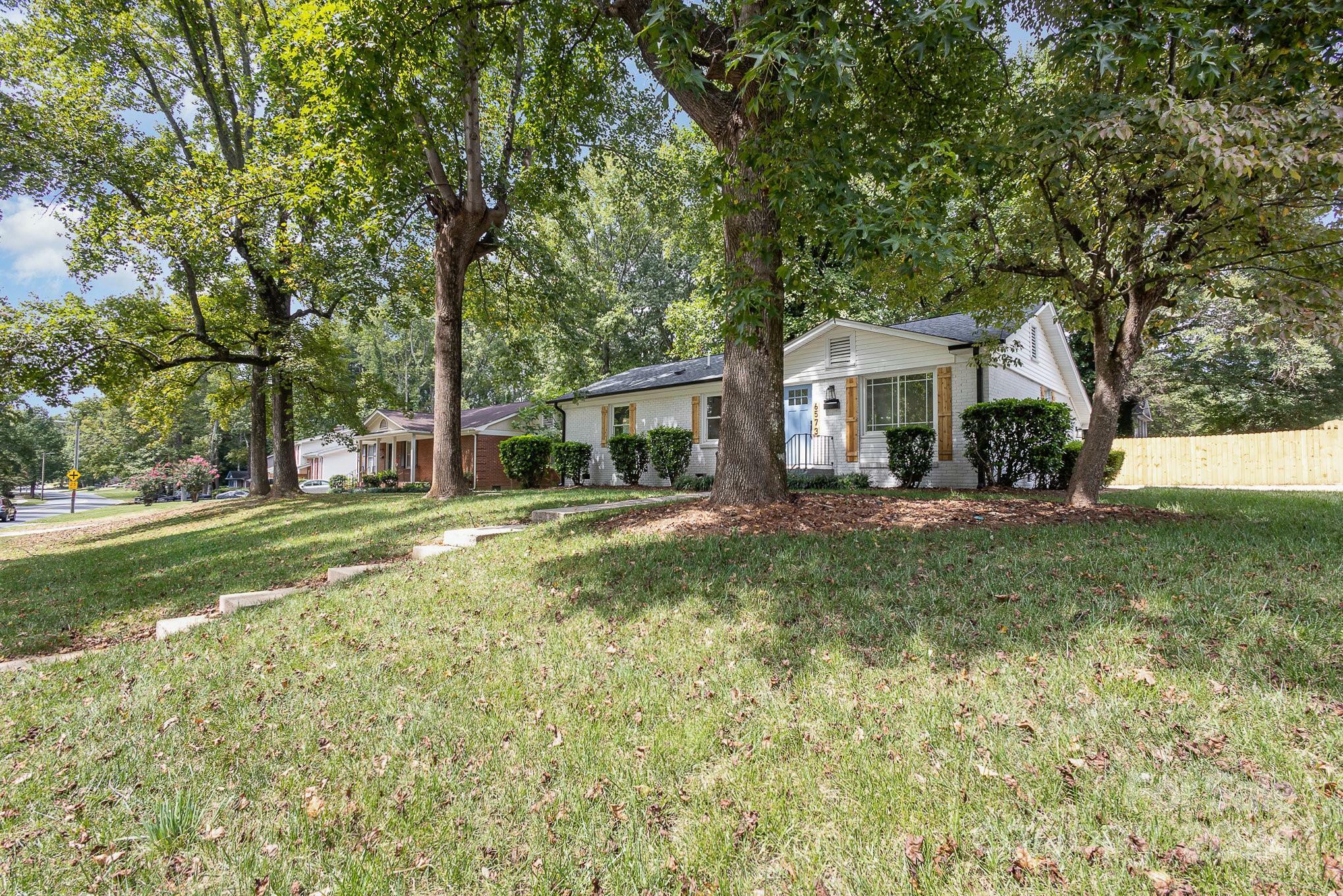 Property Photo:  6573 Covecreek Drive  NC 28215 