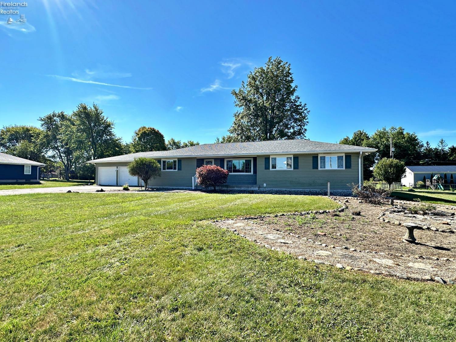 Property Photo:  800 E Township Road 201  OH 44883 