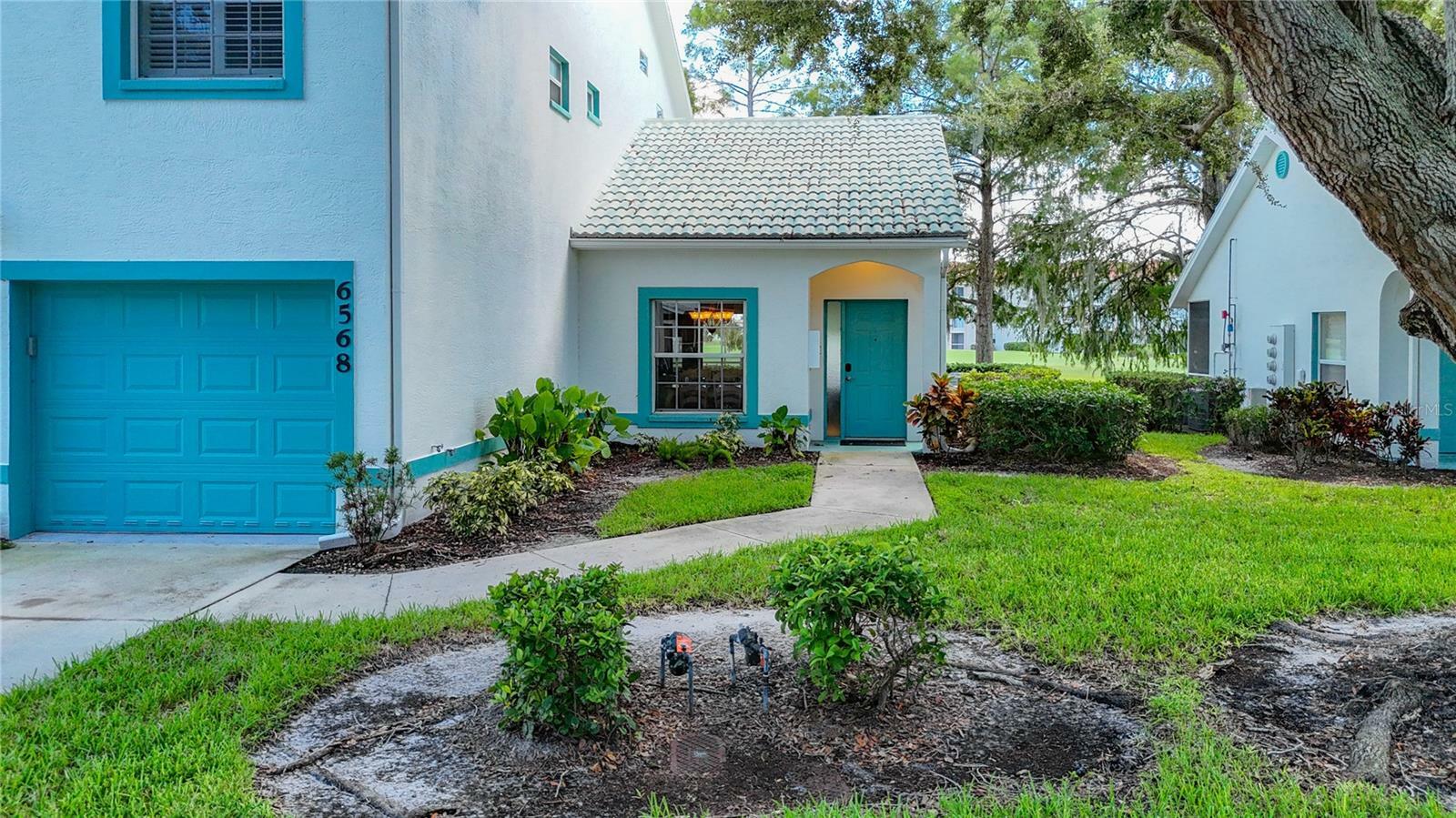 Property Photo:  6568 Fairway Gardens Drive  FL 34203 