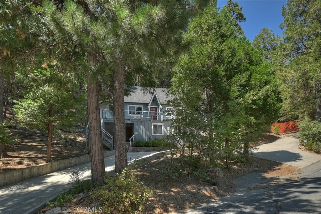 Property Photo:  26661 Lake Forest Drive  CA 92391 