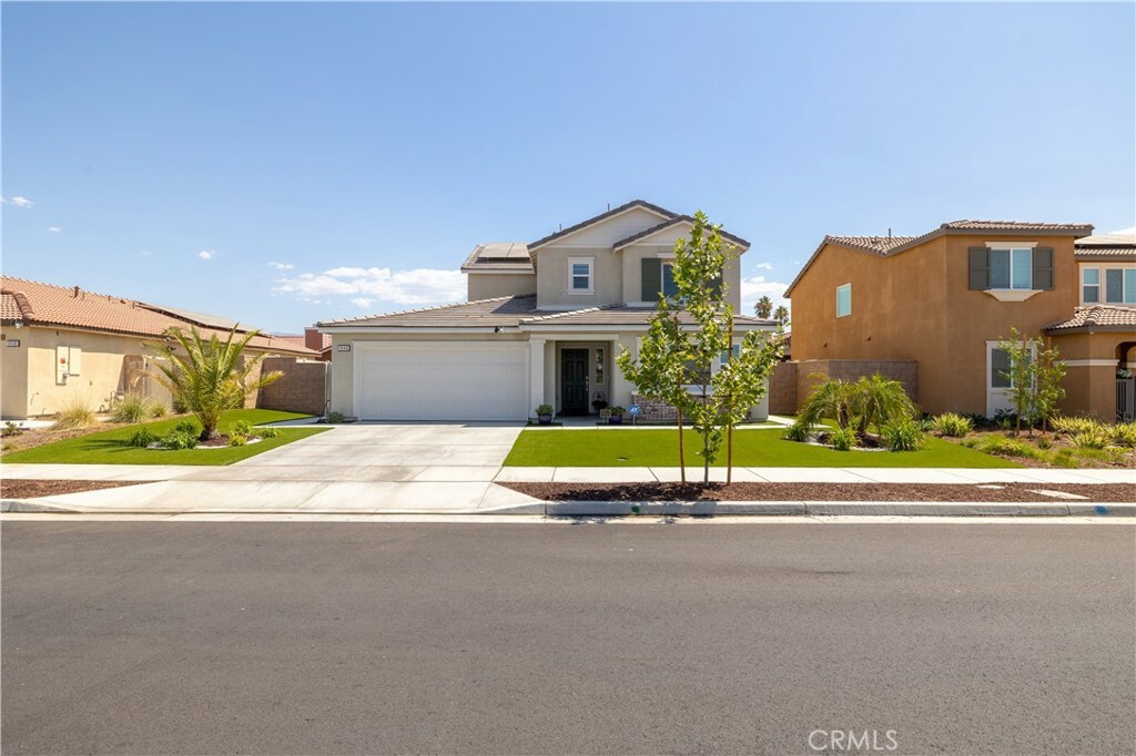 Property Photo:  1440 Monument Street  CA 92543 