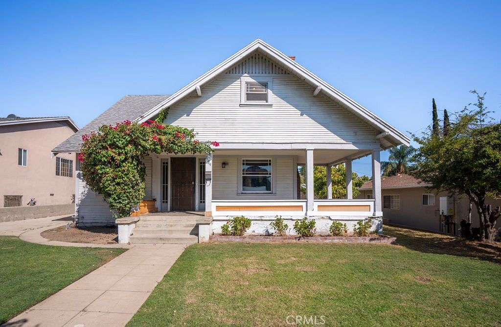 Property Photo: 1364 Norton Avenue CA 91202
