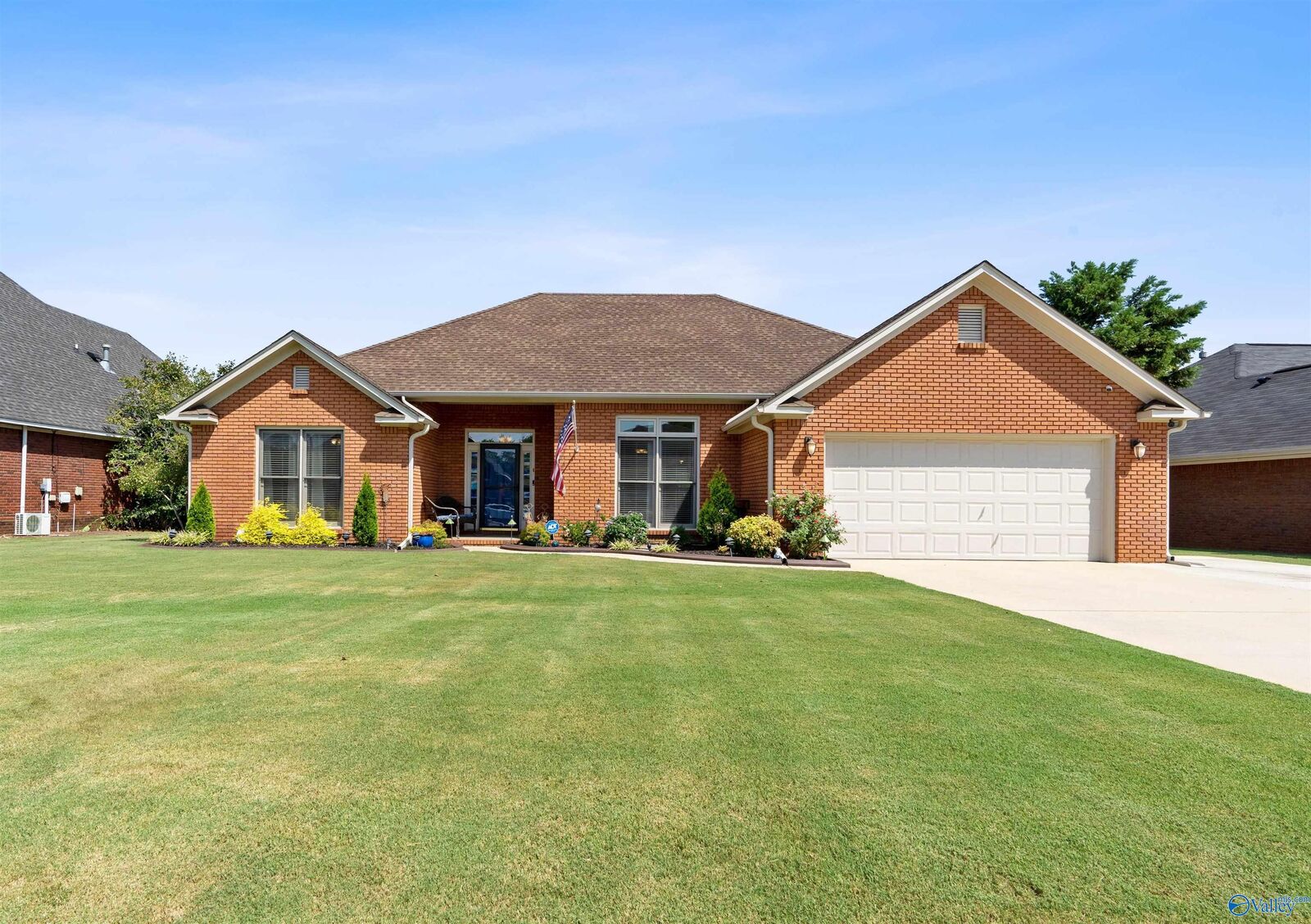 Property Photo: 1137 London Place SW AL 35603