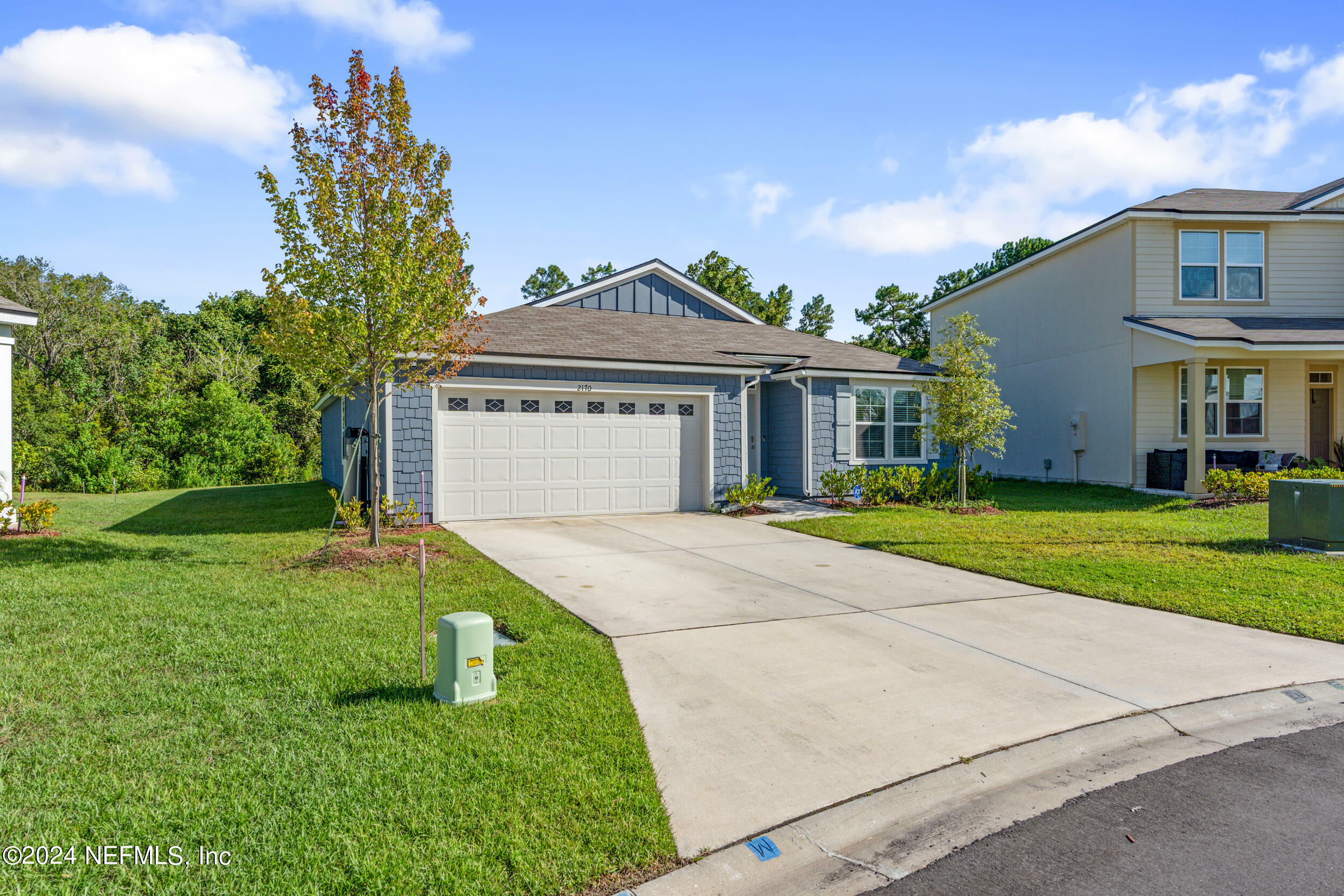 Property Photo:  2170 Englewood Court  FL 32043 