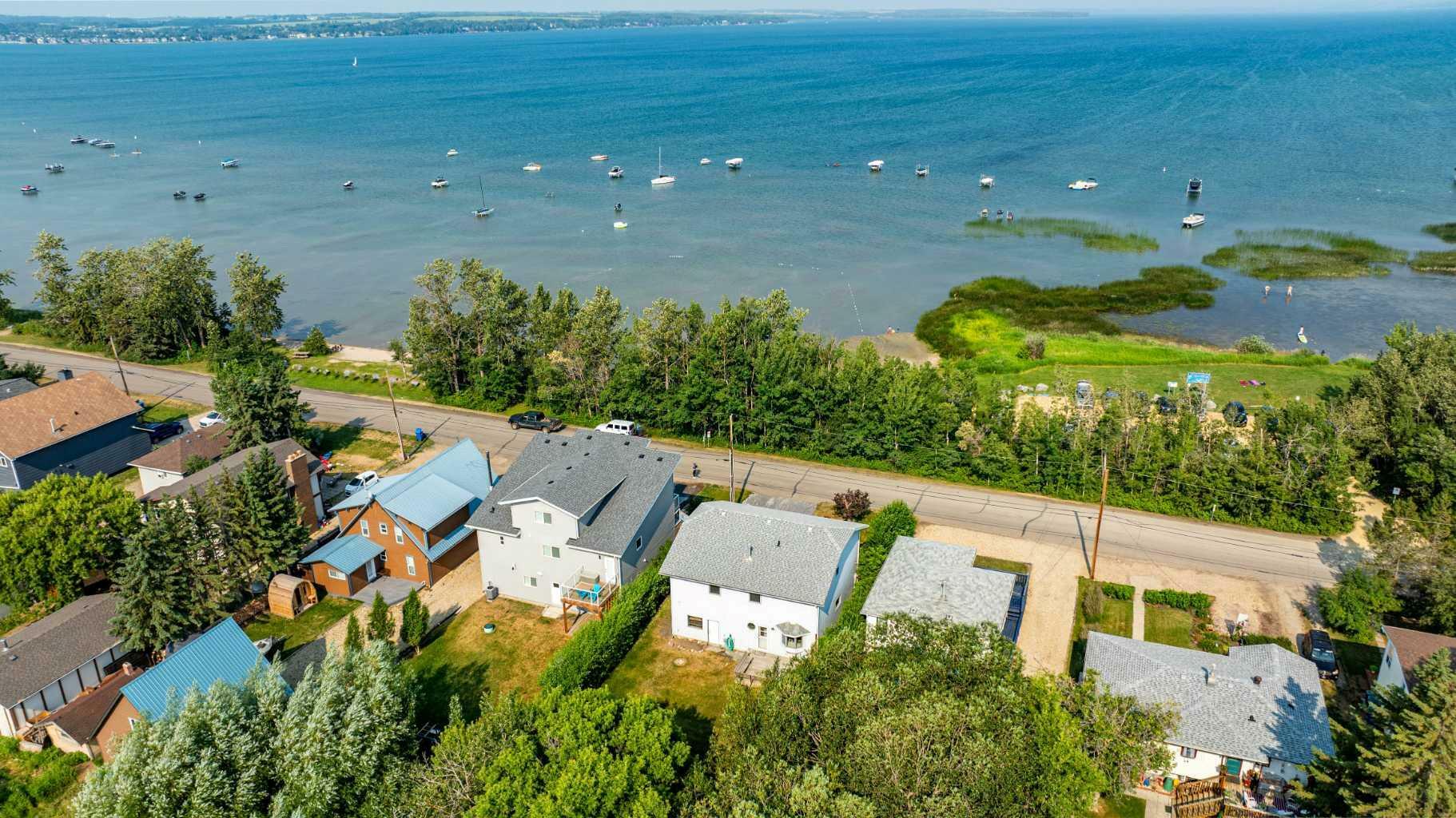 Property Photo:  27 Jarvis Bay Drive  AB T4S 1R9 