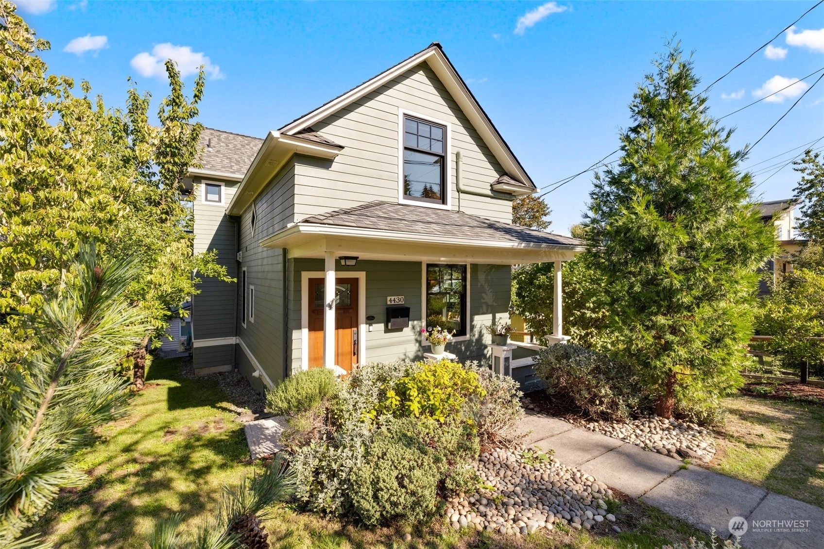 Property Photo:  4430 Letitia Avenue S  WA 98118 