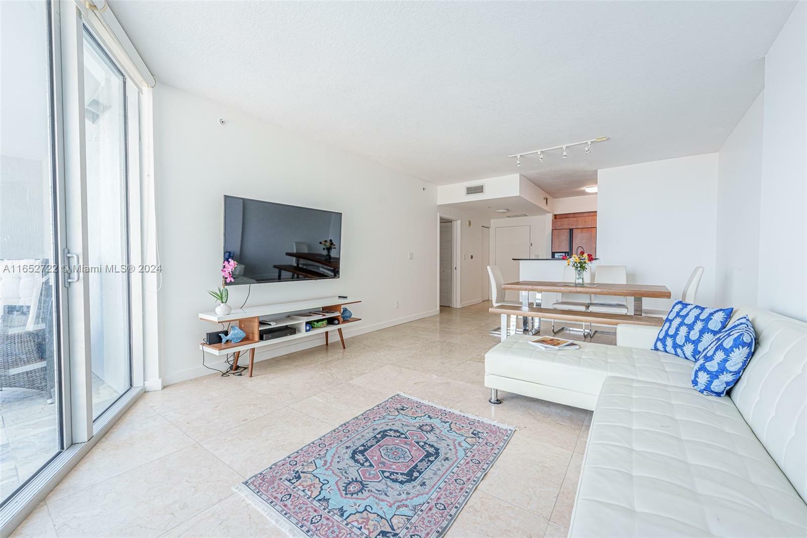 Property Photo:  335 S Biscayne Blvd 1010  FL 33131 