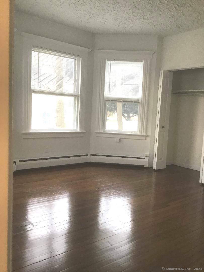 Property Photo:  575 Glenbrook Road 1st Floor  CT 06906 