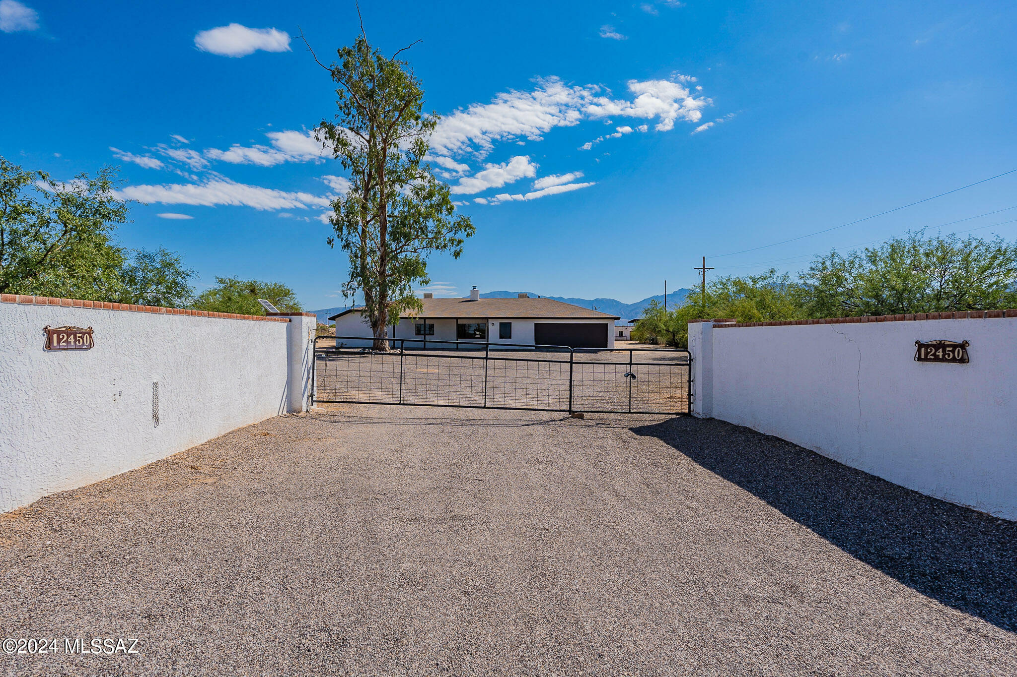 Property Photo:  12450 N La Cholla Boulevard  AZ 85755 