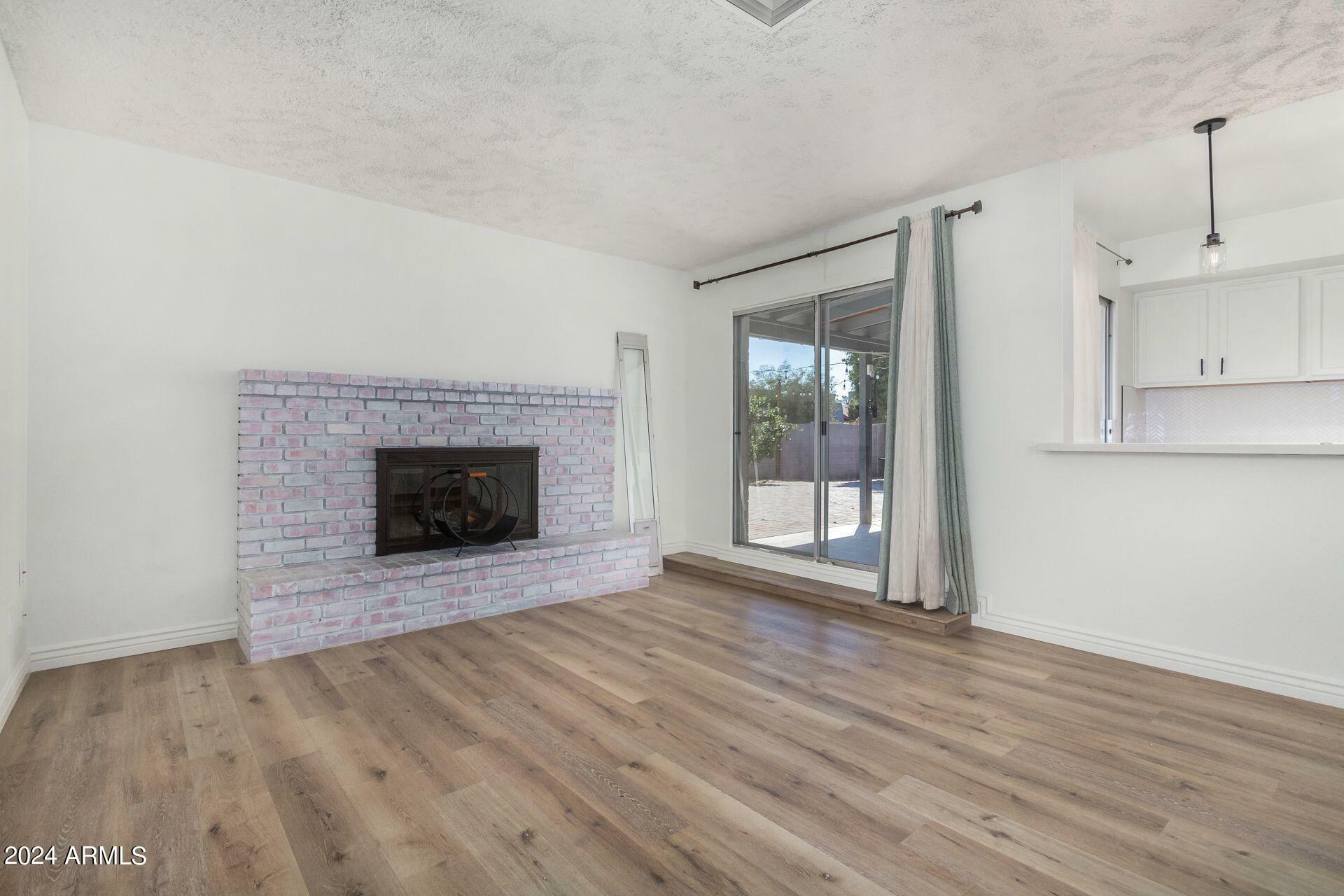 Property Photo:  2177 E Apollo Avenue  AZ 85283 