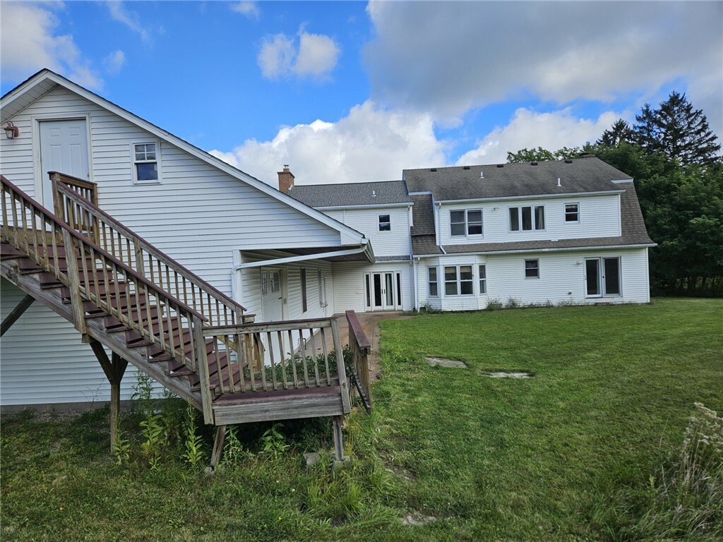 Property Photo:  6455 Boston Ridge Road  NY 14127 