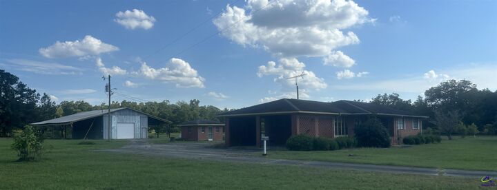 Property Photo:  1943 Vienna Highway  GA 31071 